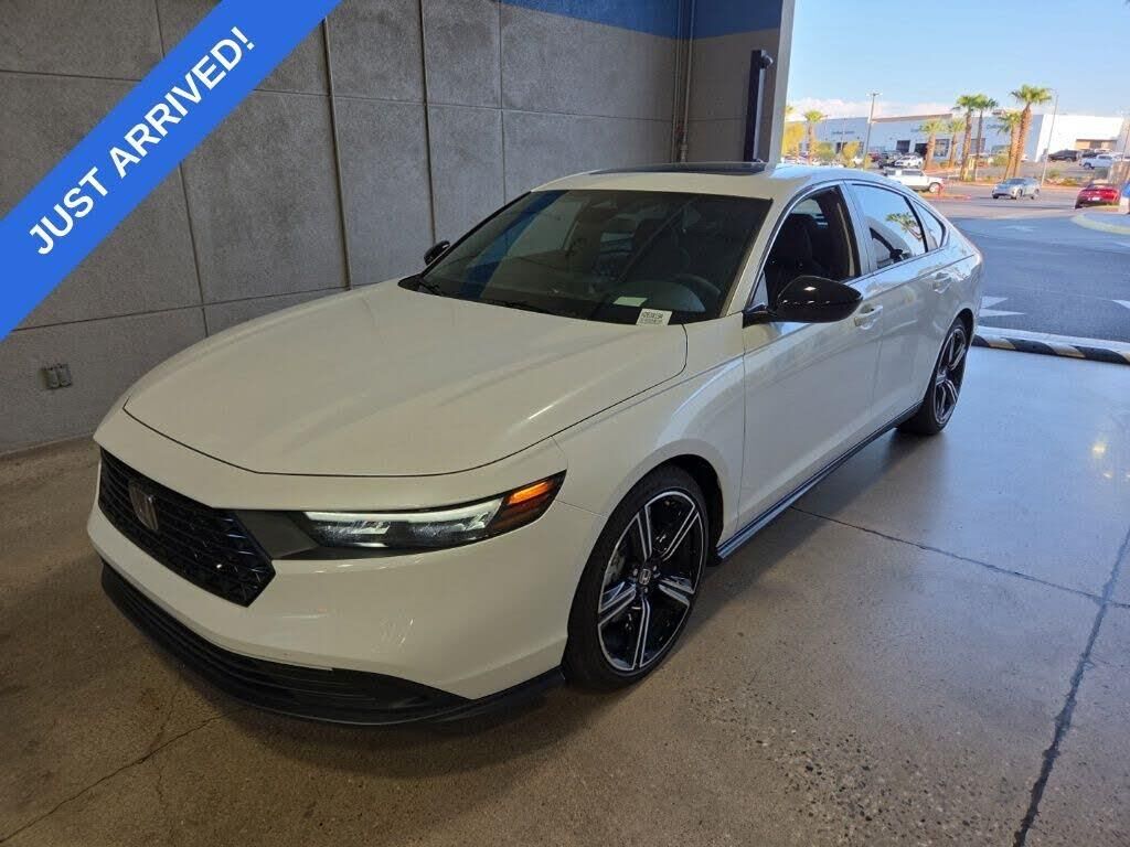 2025 Honda Accord Hybrid Sport — photo 1 of 1