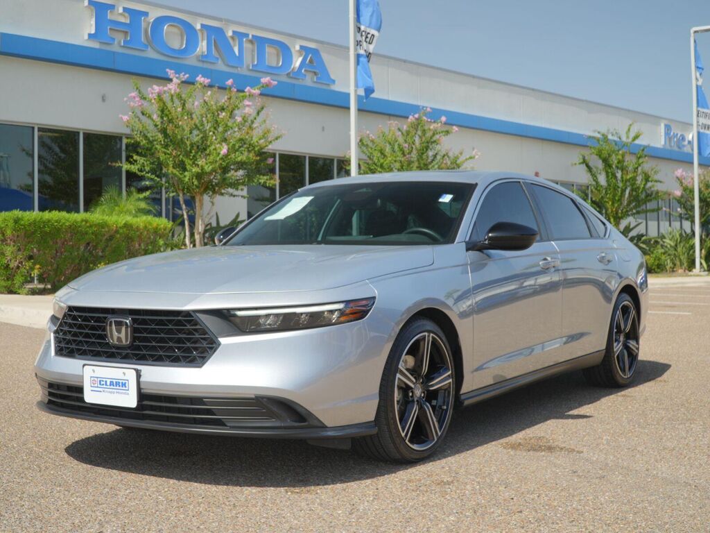 2025 Honda Accord Hybrid Sport — photo 1 of 13