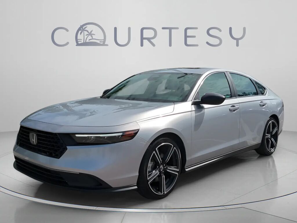 2024 Honda Accord Hybrid Sport — photo 1 of 13