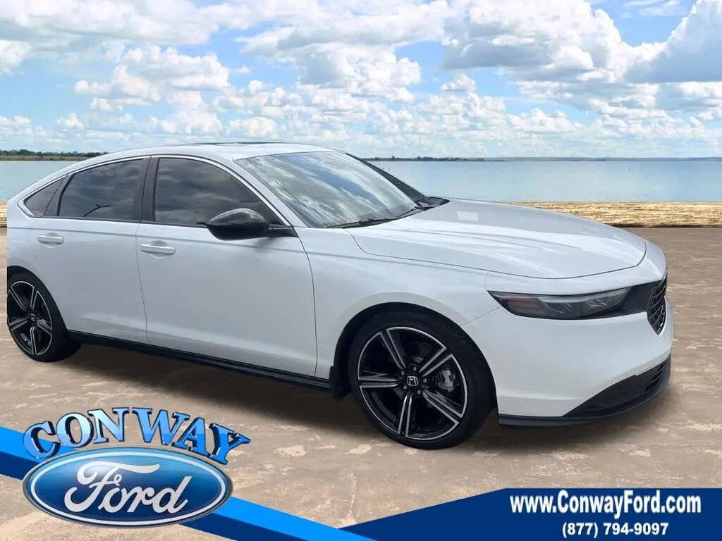 2024 Honda Accord Hybrid Sport — photo 1 of 9