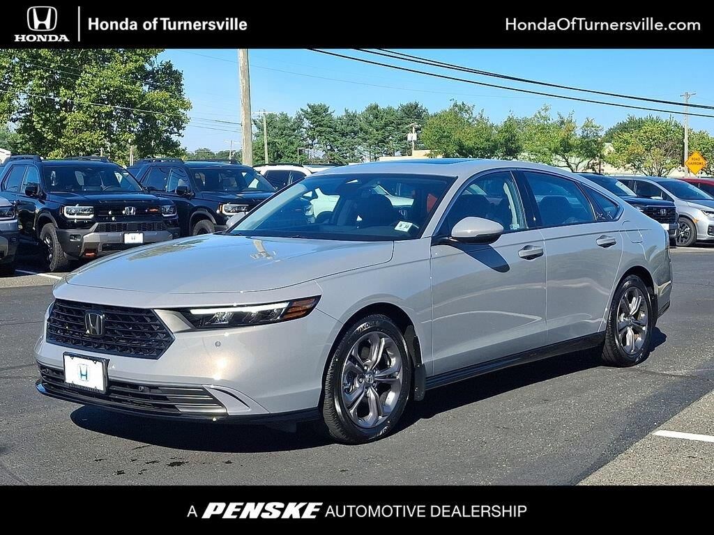 2025 Honda Accord Hybrid EX-L — photo 1 of 7