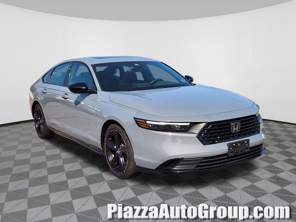 2023 Honda Accord Hybrid Sport-L — photo 1 of 2