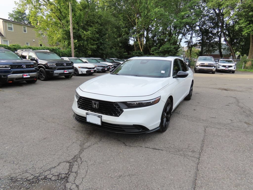 2024 Honda Accord Hybrid HYBRID SPORT-L — photo 1 of 7