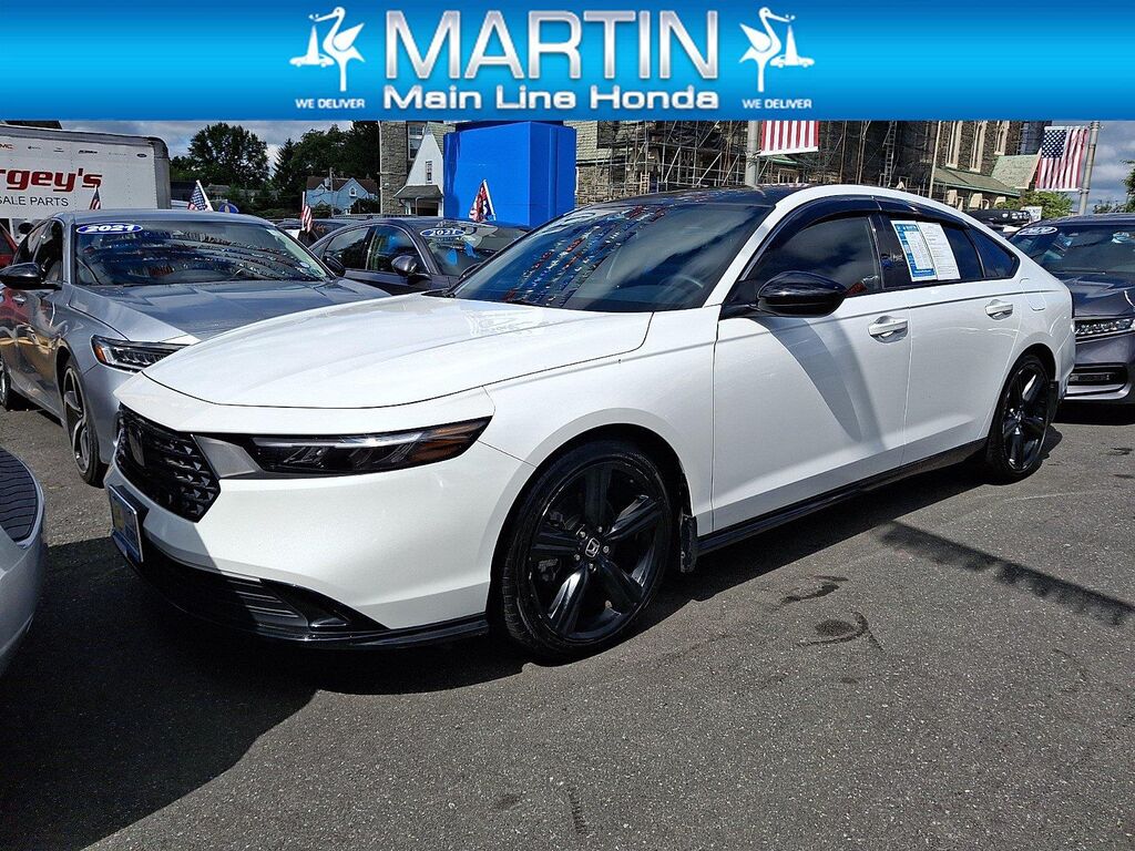 2025 Honda Accord Hybrid Sport-L — photo 1 of 13