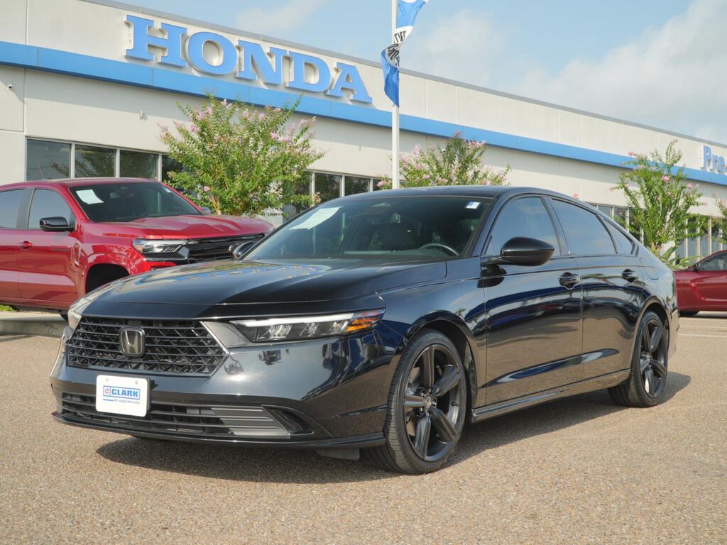 2023 Honda Accord Hybrid Sport-L — photo 1 of 13