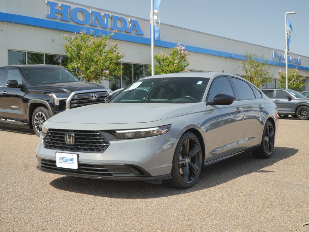 2024 Honda Accord Hybrid Sport-L — photo 1 of 13