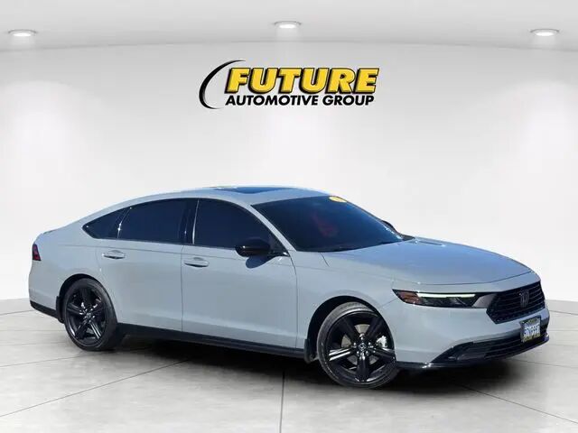 2023 Honda Accord Hybrid Sport-L — photo 1 of 13