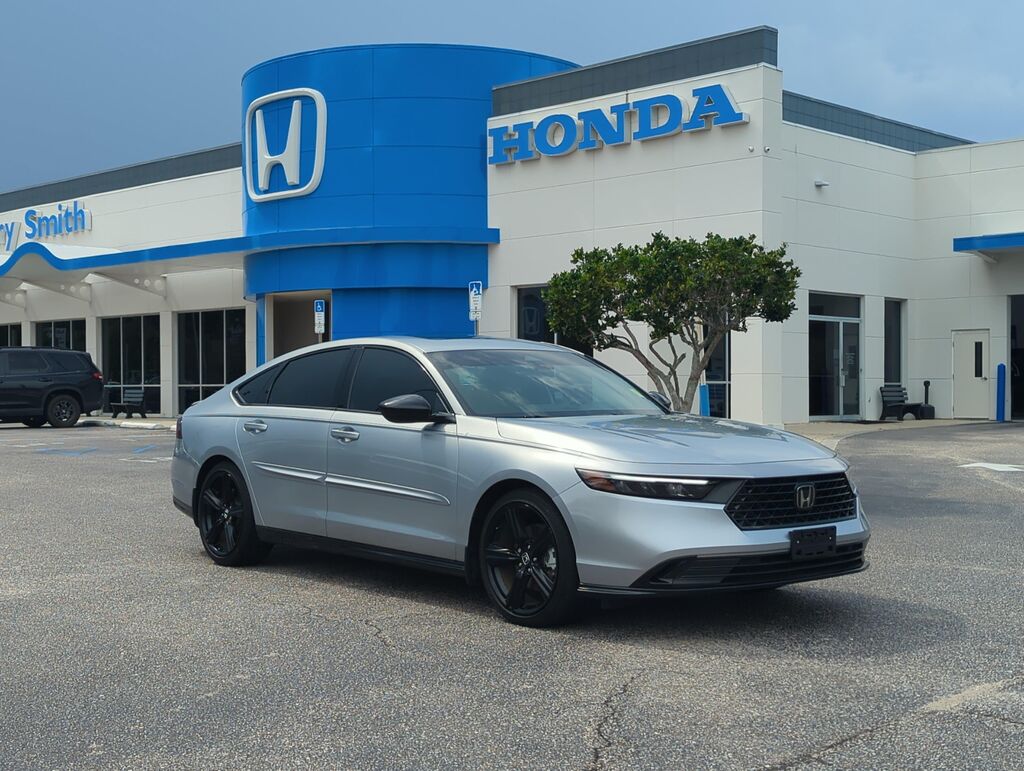 2024 Honda Accord Hybrid Sport-L — photo 1 of 13