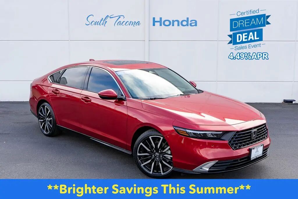2023 Honda Accord Hybrid Touring — photo 1 of 12
