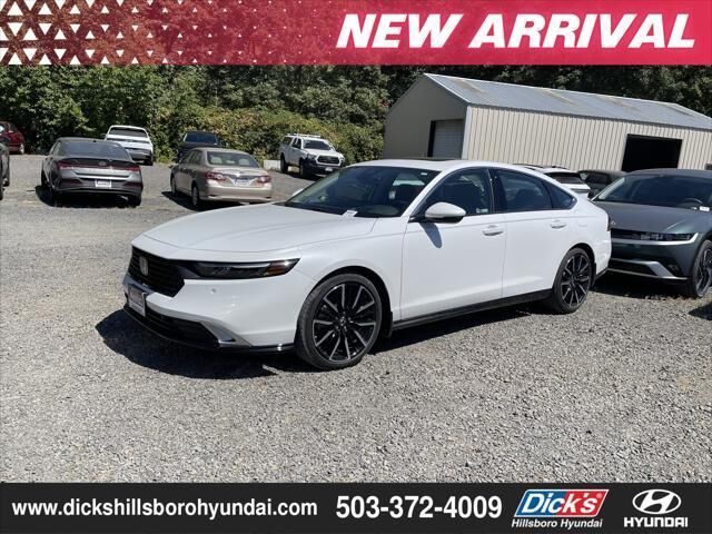 2024 Honda Accord Hybrid Touring