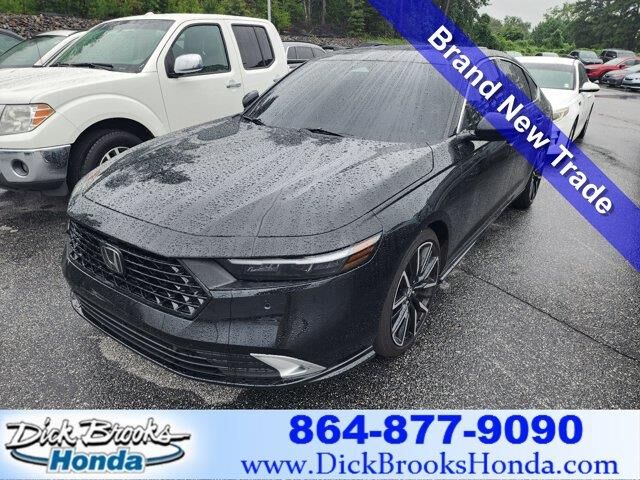 2025 Honda Accord Hybrid Touring