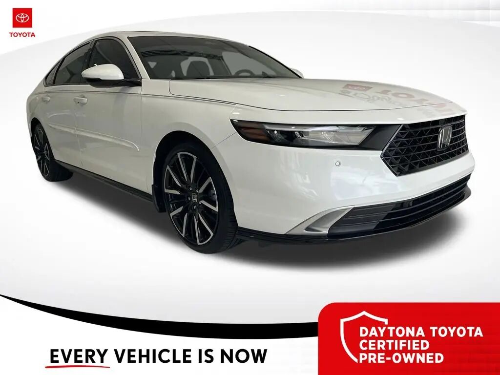 2024 Honda Accord Hybrid Touring — photo 1 of 13