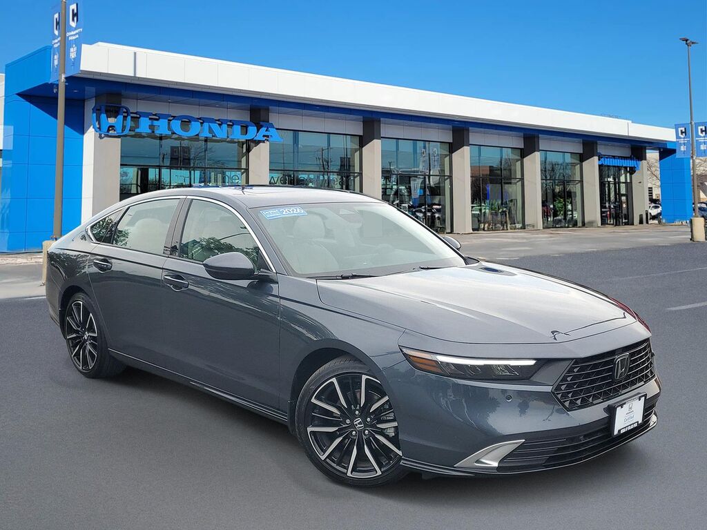 2026 Honda Accord Hybrid Touring — photo 1 of 13