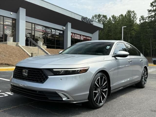2025 Honda Accord Hybrid Touring