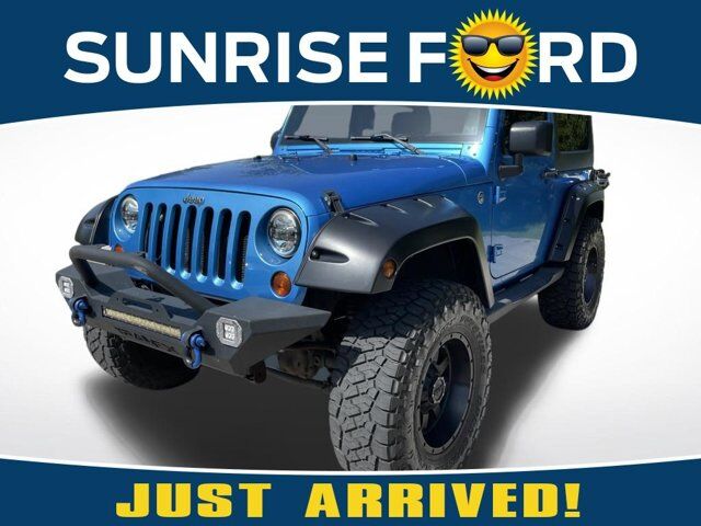 2010 Jeep Wrangler Islander — photo 1 of 13