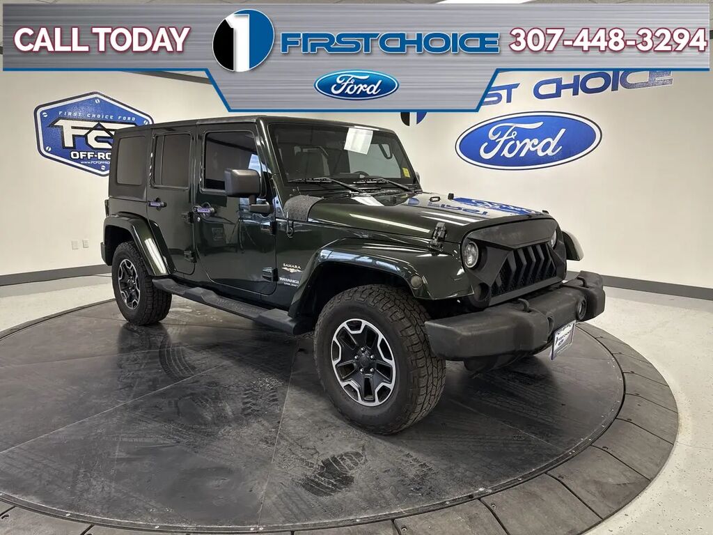 2010 Jeep Wrangler Unlimited Sahara — photo 1 of 13