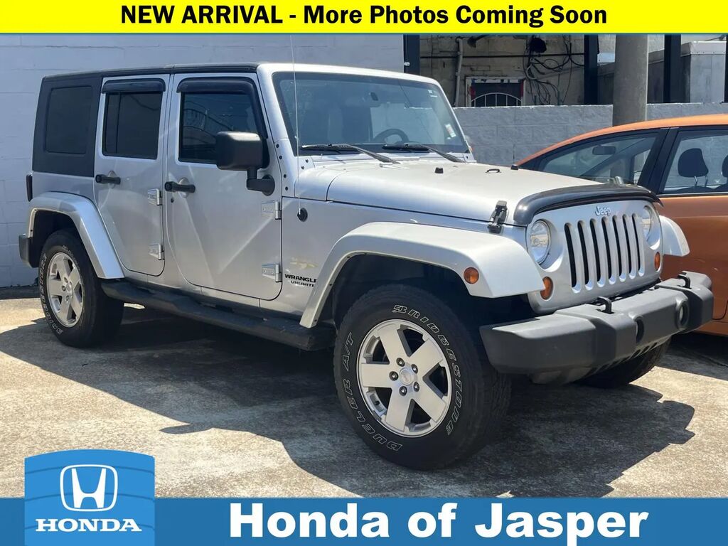 2007 Jeep Wrangler Unlimited Sahara — photo 1 of 4