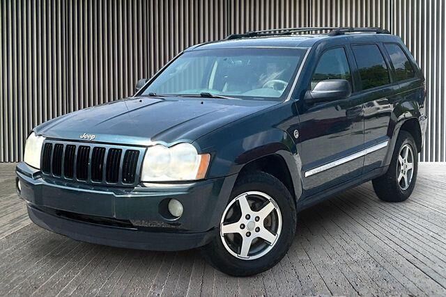 2005 Jeep Grand Cherokee Laredo