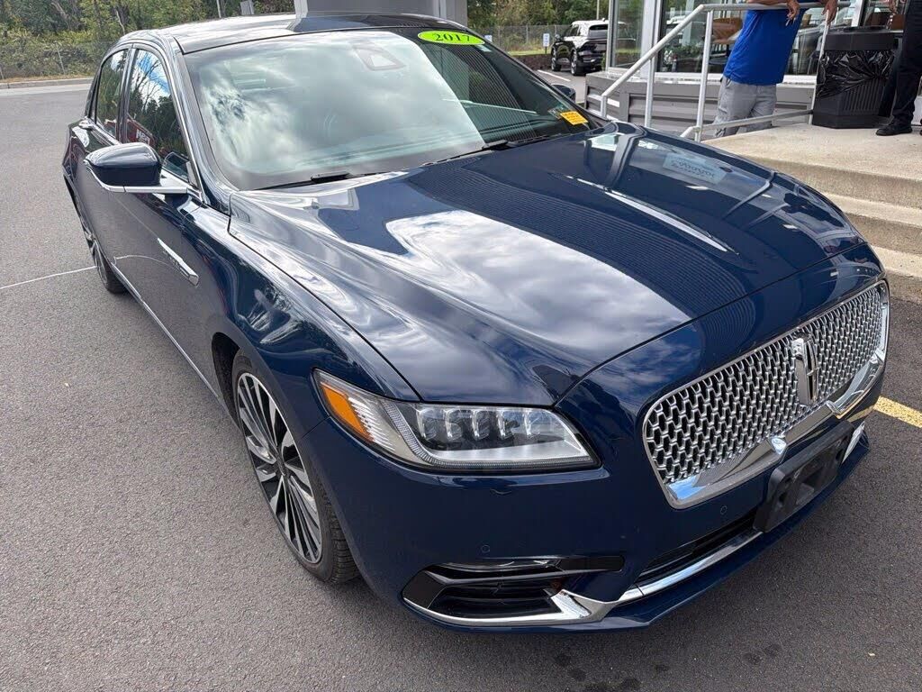 2017 Lincoln Continental Black Label — photo 1 of 1