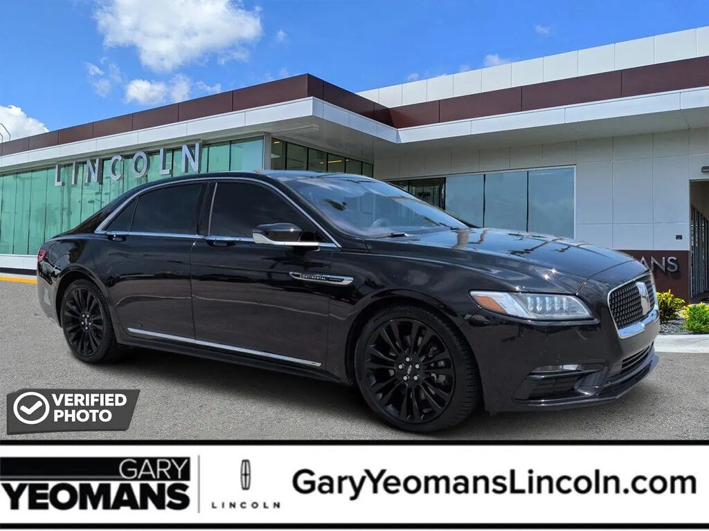 2020 Lincoln Continental Reserve — photo 1 of 1