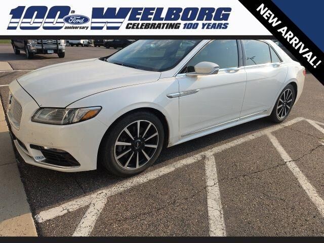 2017 Lincoln Continental Reserve
