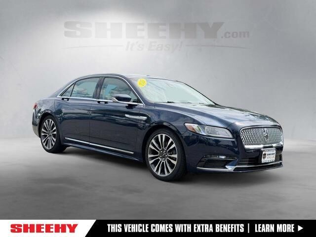 2017 Lincoln Continental Reserve — photo 1 of 13
