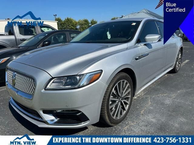2017 Lincoln Continental Select