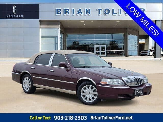 2007 Lincoln Town Car Signature Limited