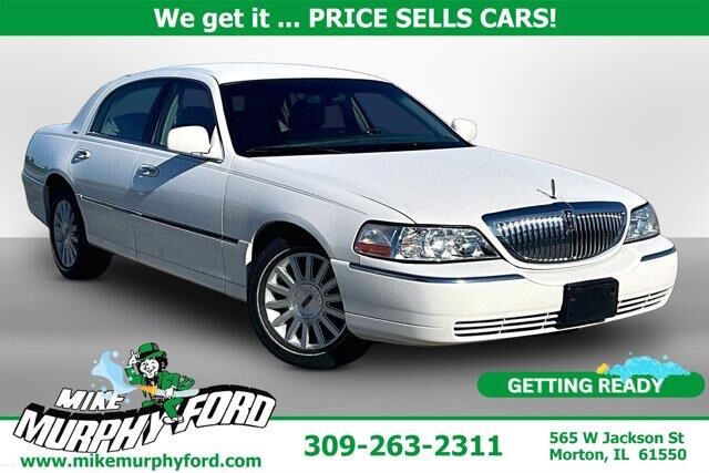 2004 Lincoln Town Car Ultimate