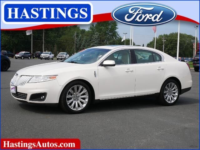 2009 Lincoln MKS Base — photo 1 of 13