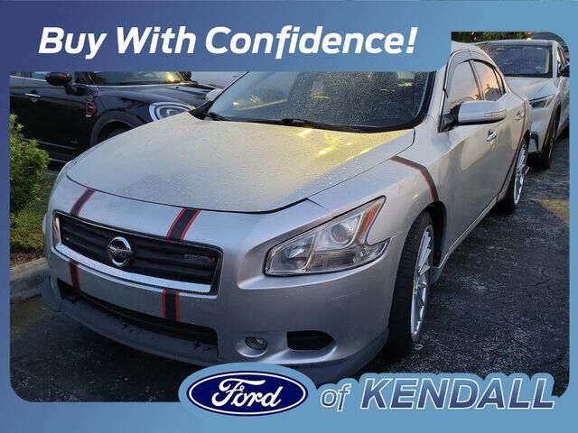 2014 Nissan Maxima 3.5 SV — photo 1 of 4