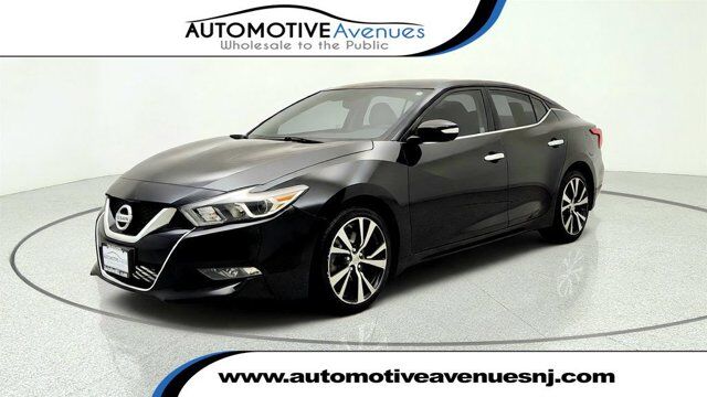 2018 Nissan Maxima SV — photo 1 of 13