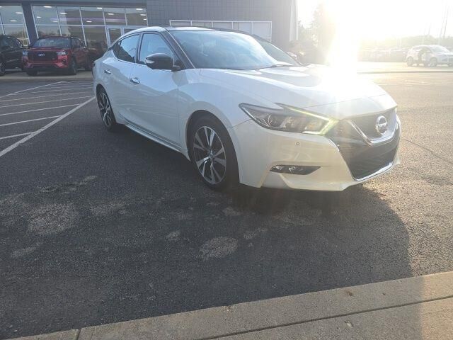 2016 Nissan Maxima Platinum — photo 1 of 13