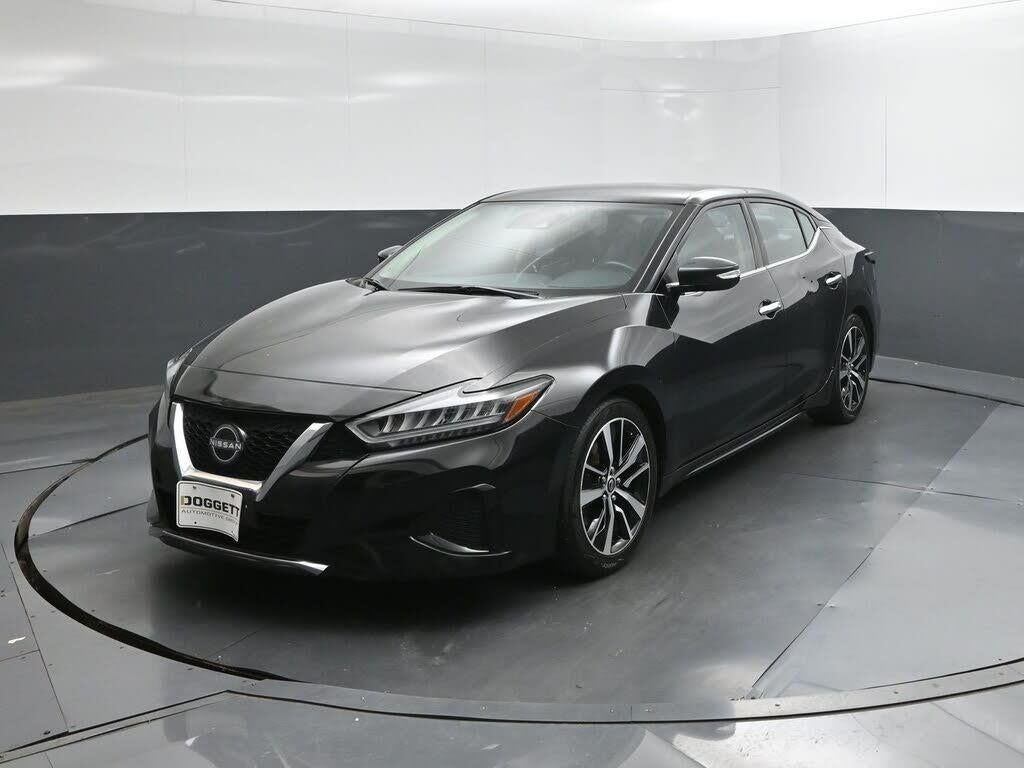 2023 Nissan Maxima 3.5 SV — photo 1 of 1