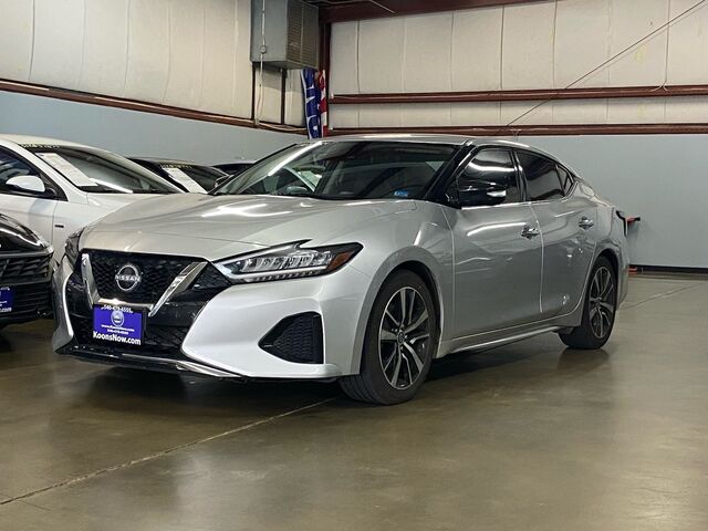 2023 Nissan Maxima SV