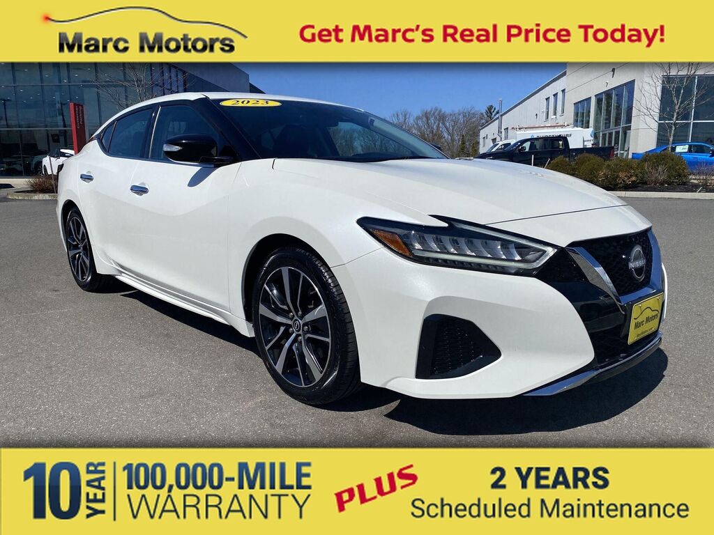 2023 Nissan Maxima 3.5 SV — photo 1 of 13