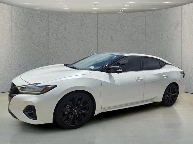 2023 Nissan Maxima SR