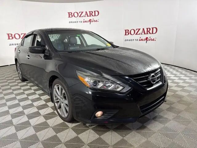 2018 Nissan Altima 2.5 SR — photo 1 of 11