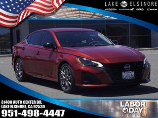 2023 Nissan Altima 2.0 SR — photo 1 of 13