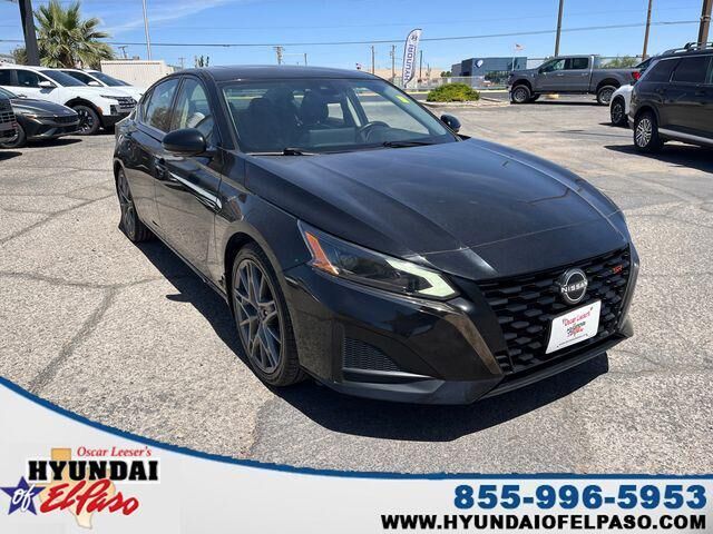 2023 Nissan Altima 2.0 SR