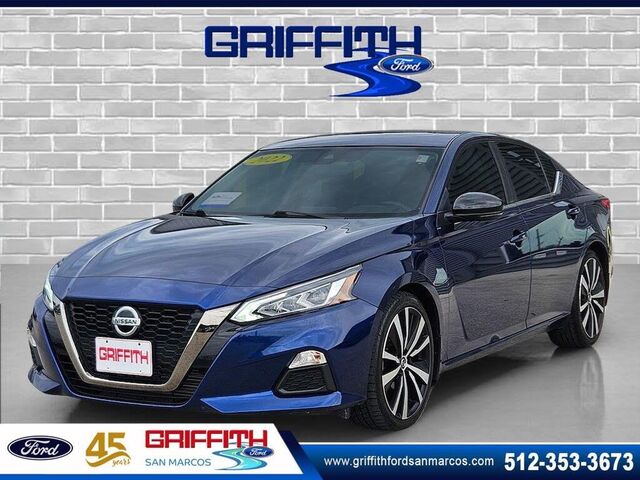 2022 Nissan Altima 2.0 SR