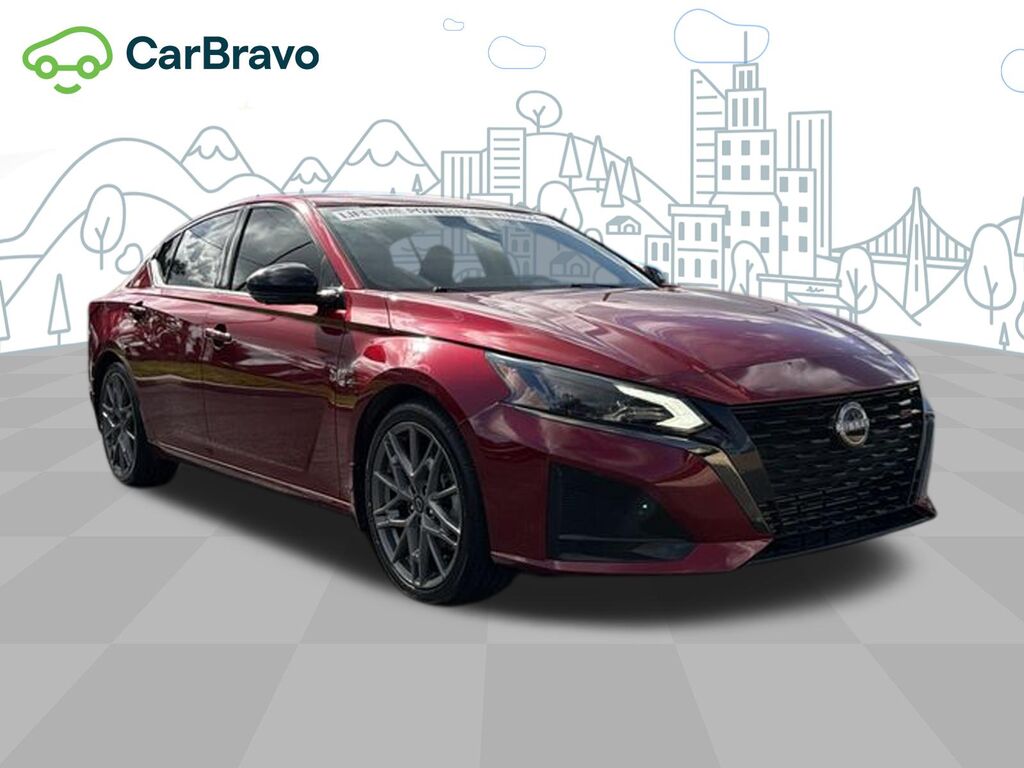 2023 Nissan Altima SR VC-Turbo FWD — photo 1 of 7