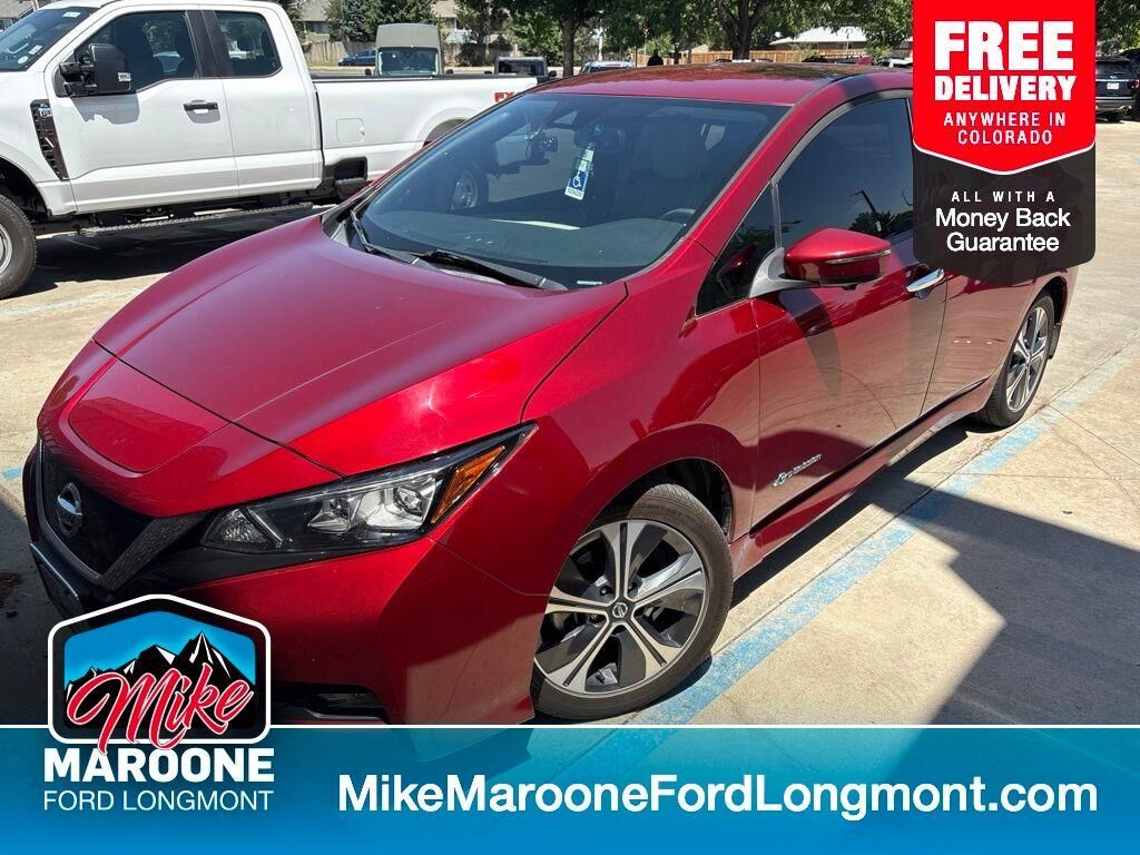 2018 Nissan LEAF S — photo 1 of 2