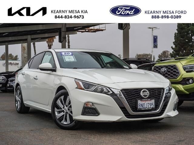 2020 Nissan Altima 2.5 S — photo 1 of 12