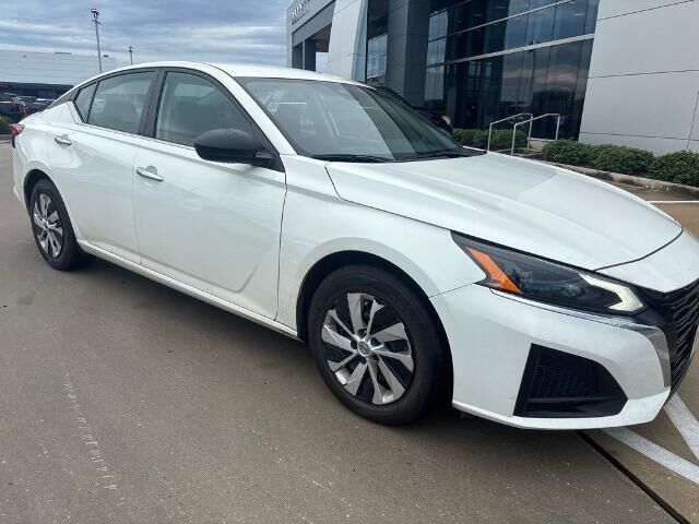 2024 Nissan Altima 2.5 S