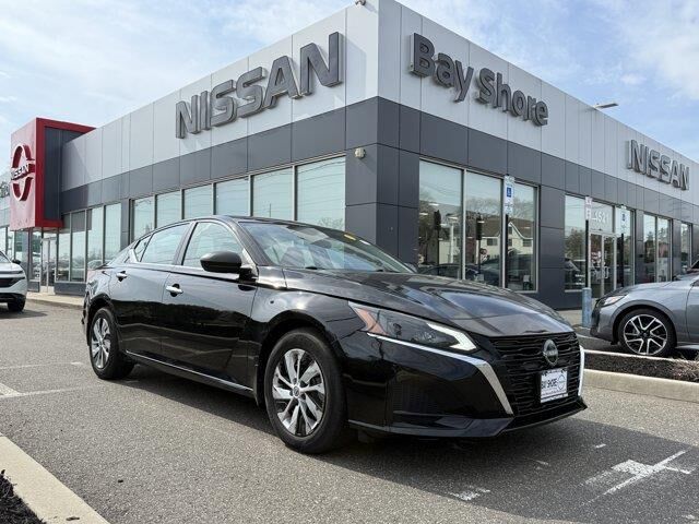 2024 Nissan Altima 2.5 S