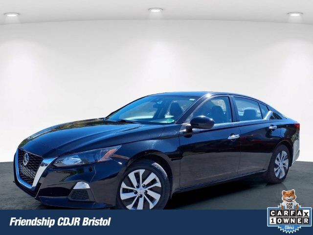 2022 Nissan Altima 2.5 S — photo 1 of 1