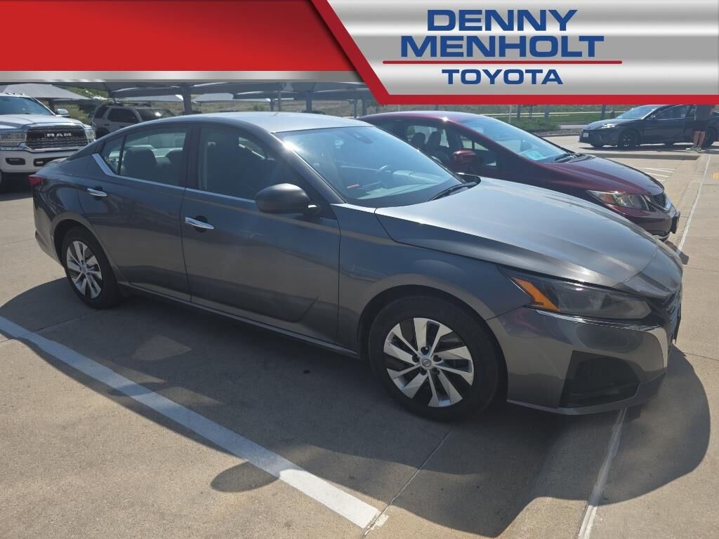 2024 Nissan Altima 2.5 S — photo 1 of 13