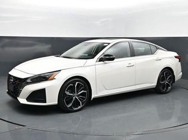 2023 Nissan Altima 2.5 SR