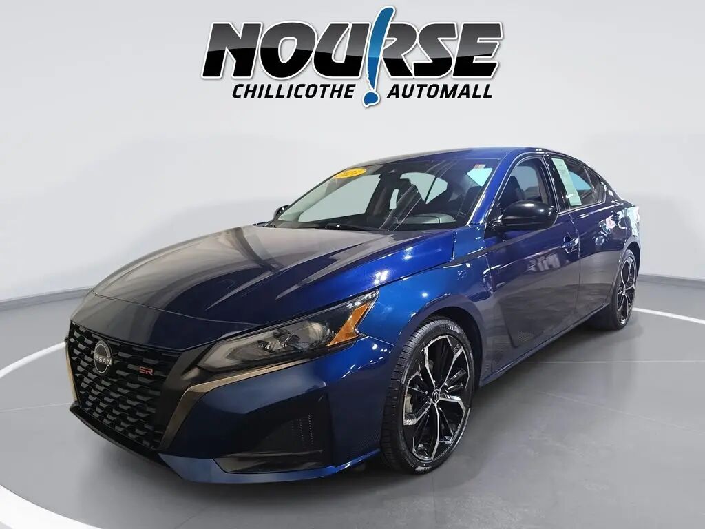 2024 Nissan Altima 2.5 SR — photo 1 of 13